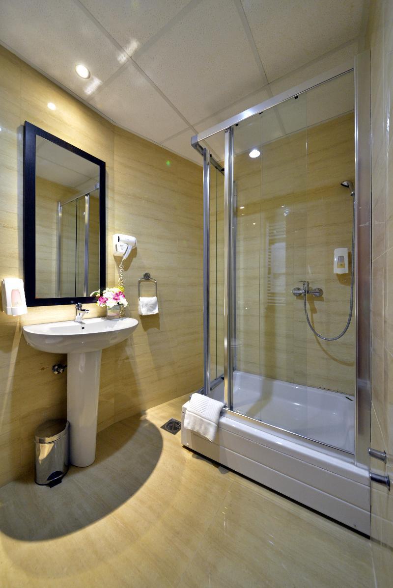 קרגיובאק Hotel Zelengora מראה חיצוני תמונה